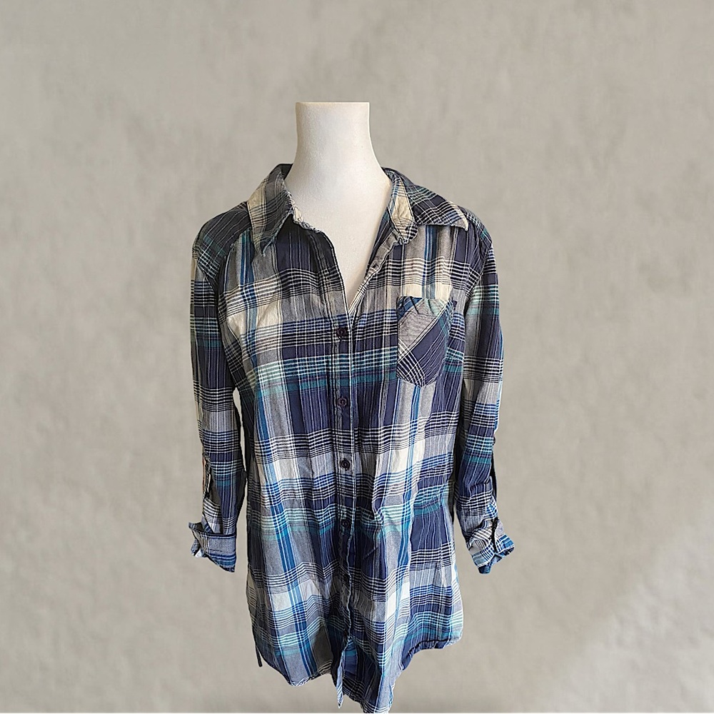 ✨Button up flannel ✨ donate
